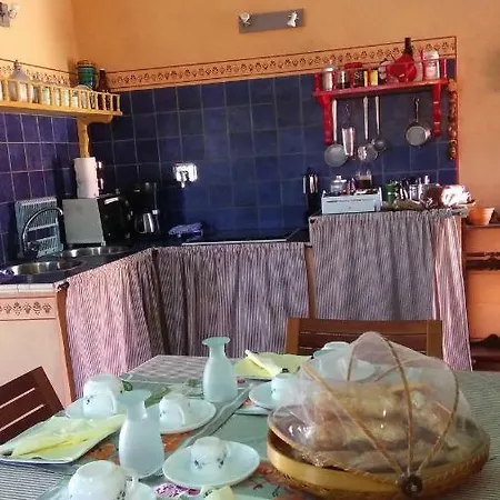 Marinucci's House Bed & Breakfast 2*