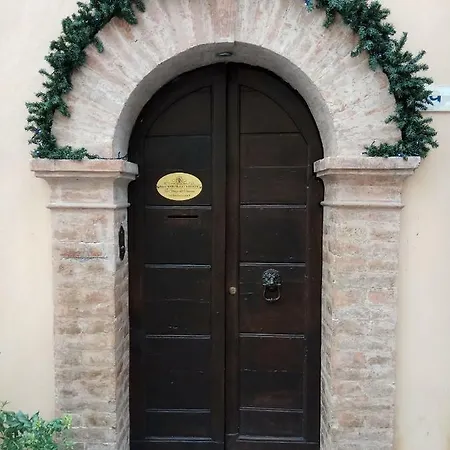 Marinucci's House Bed and Breakfast Bevagna